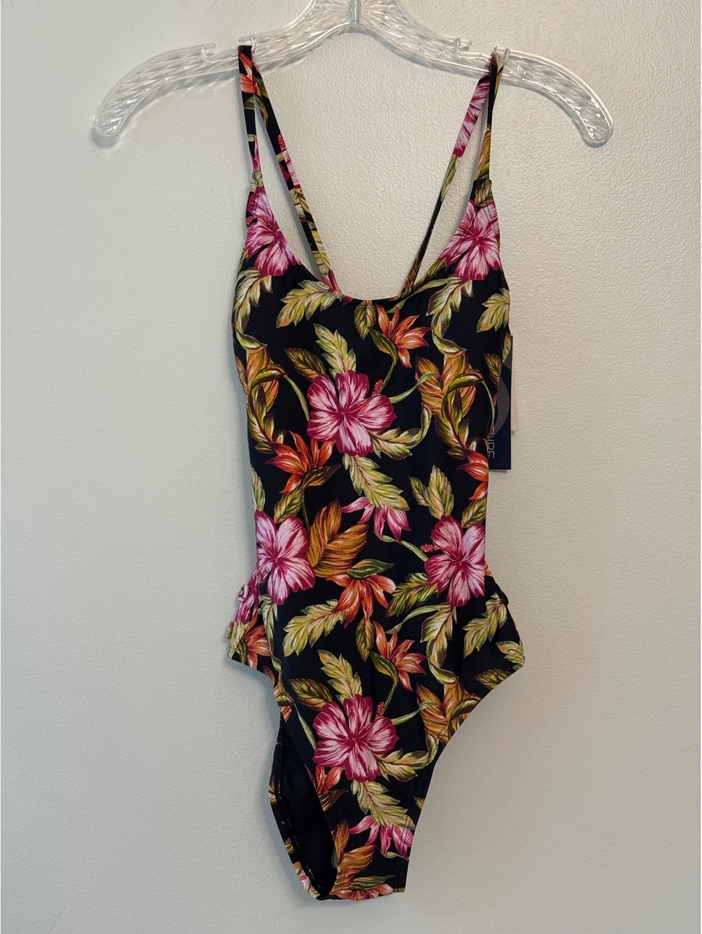 Aqua Couture Women's Floral One Piece Swimsuit Size S